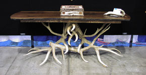 Organic Design - Elk Antler Table